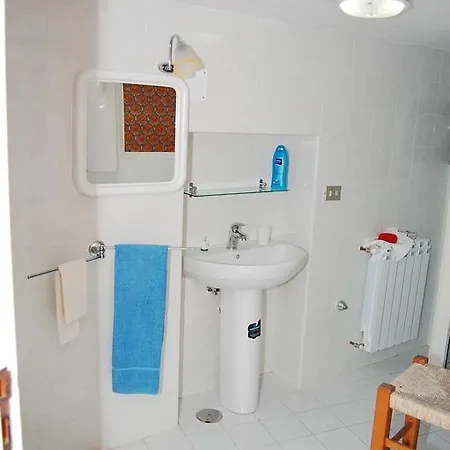 Apartment Ada *